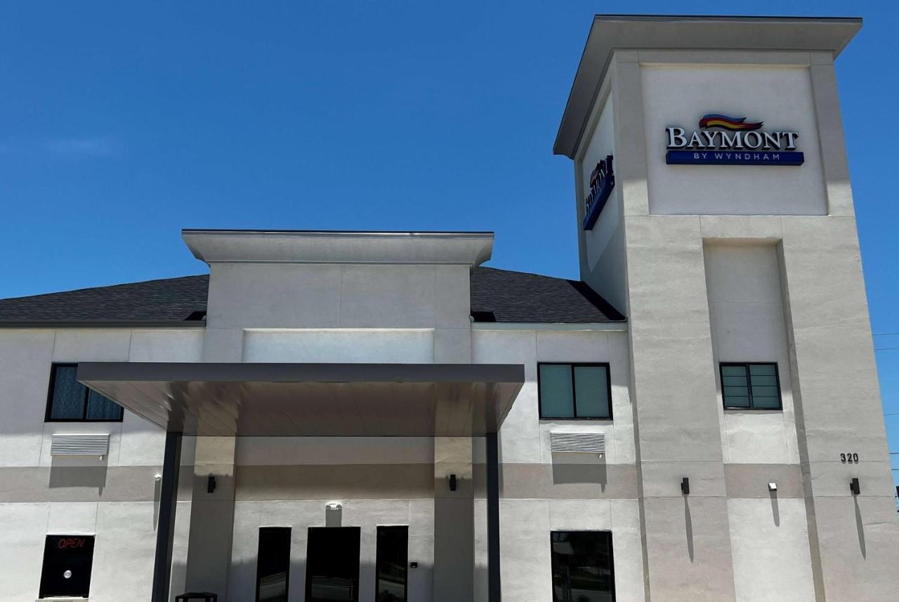 Baymont By Wyndham Freeport Texas Hotel Buitenkant foto