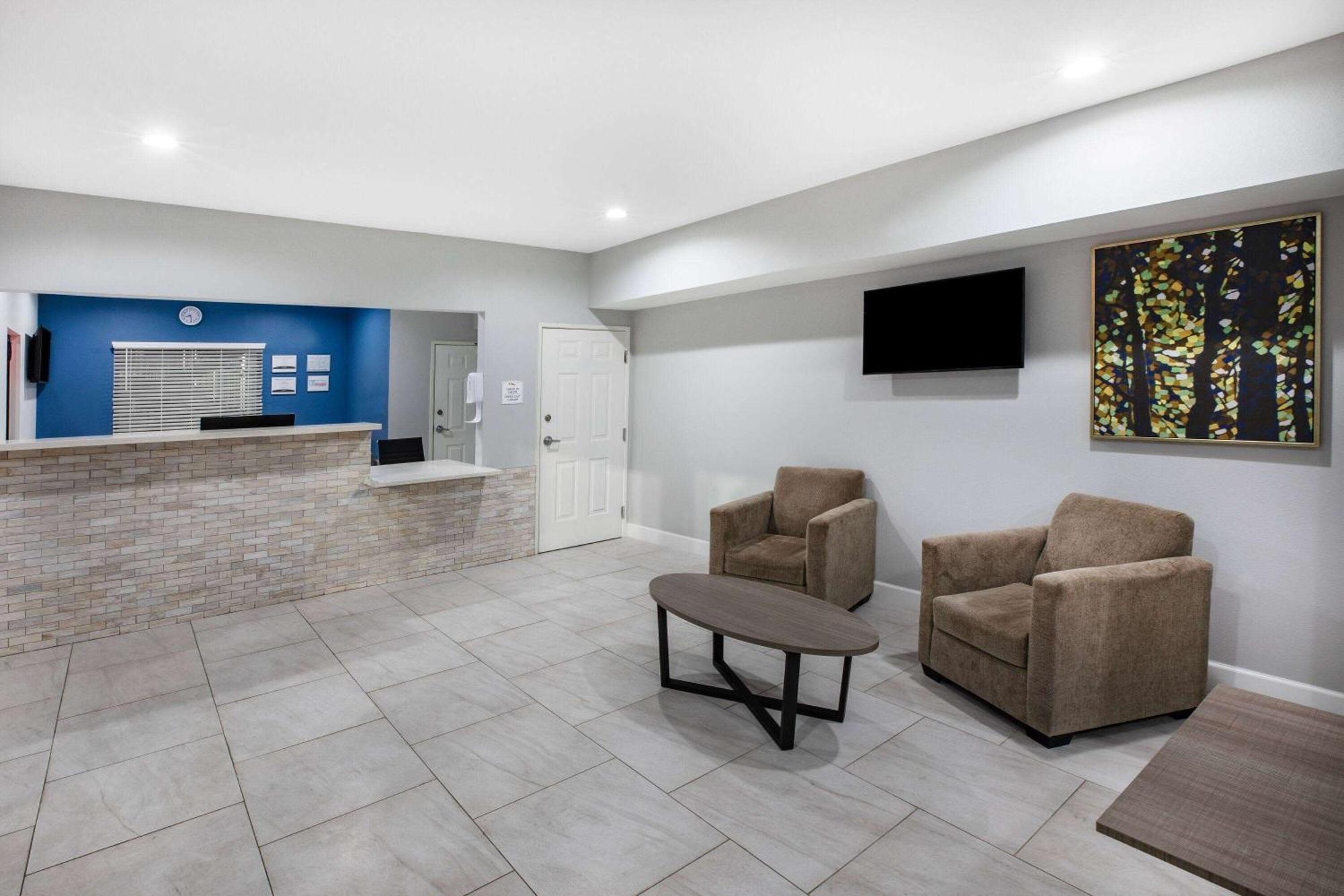 Baymont By Wyndham Freeport Texas Hotel Buitenkant foto